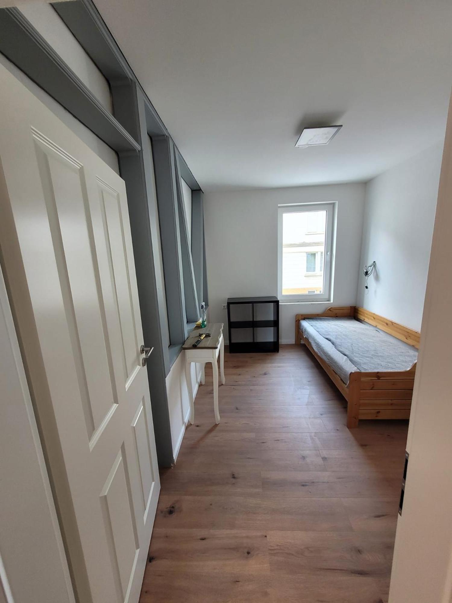 Schoene 3,5 Zimmer Handwerkerwohnung Free Parking Gute Lage Albstadt Exterior foto